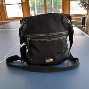 Tommy Hilfiger Signature Crossbody Bag